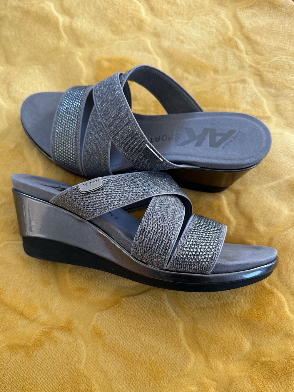 BRAND NEW! Anne Klein Sports Polly wedges | Size 8